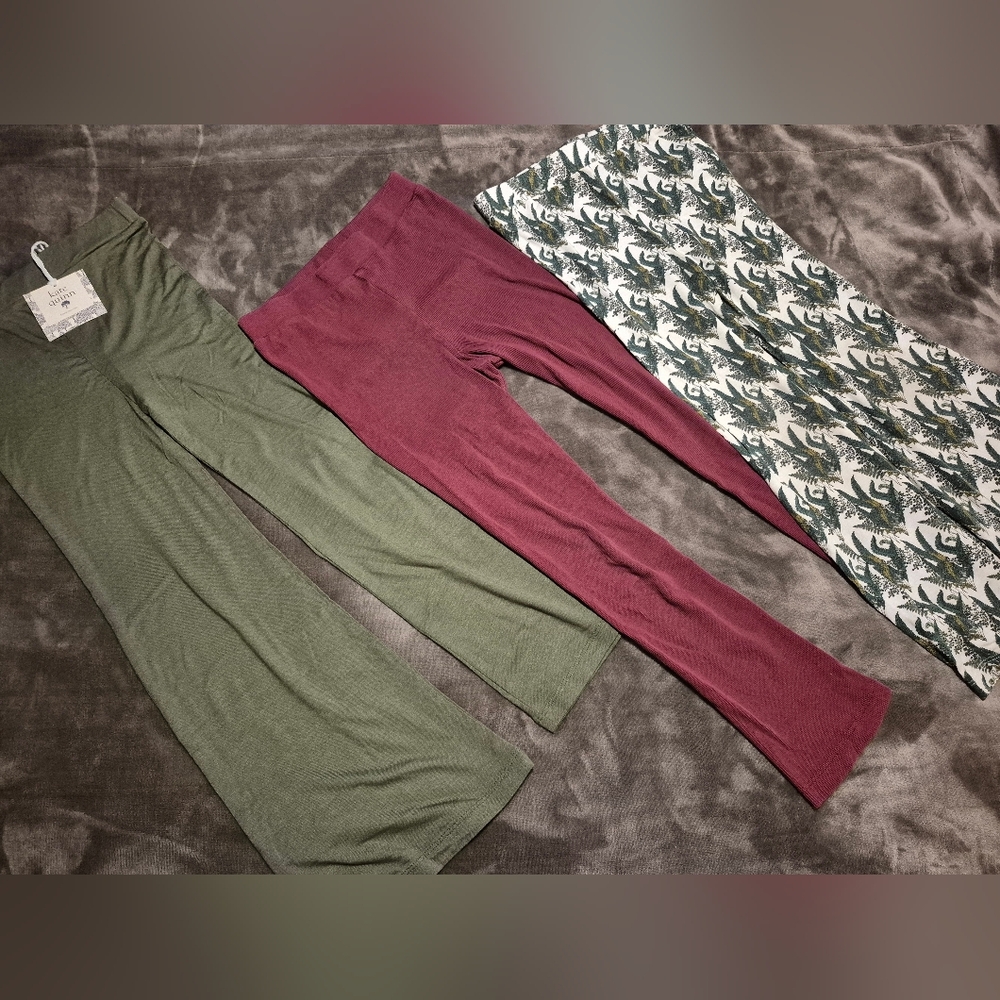 Lot Of Kate Quinn Leggins